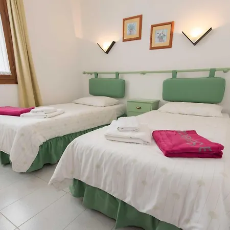 Cala Galdana Sleeps 8 Pool Wifi Villa