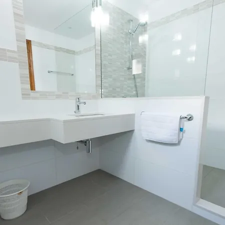 Villa Cala Galdana Sleeps 8 Pool Wifi